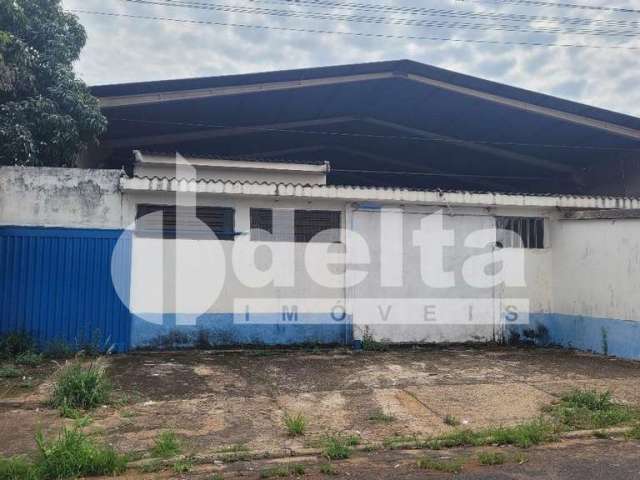 Galpão disponível para venda no bairro Minas Gerais em Uberlândia-MG