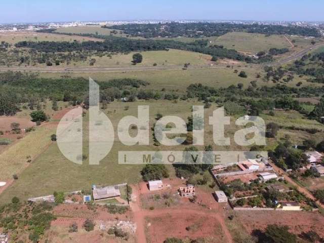 Chácara Residencial disponível para Venda no bairro Parque das Andorinhas em Uberlândia-MG