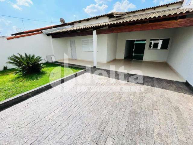 Casa residencial disponível para venda no bairro Jardim Botânico em Uberlândia-MG