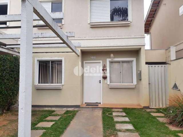 Casa residencial disponível para venda no bairro Morada da Colina em Uberlândia-MG.