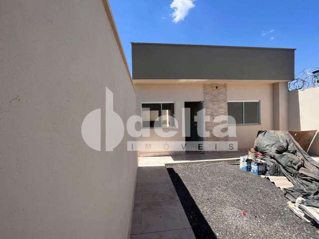 Casa residencial disponível para venda no bairro São Jorge em Uberlândia-MG