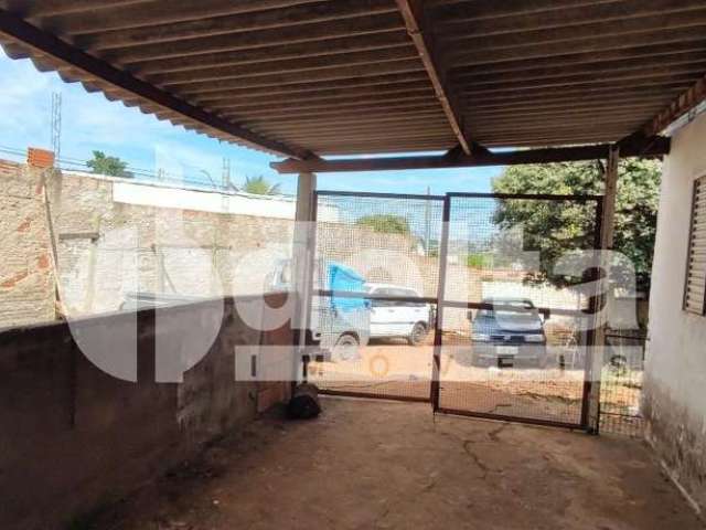 Casa residencial disponível para locação e venda no bairro Pampulha em Uberlândia-MG