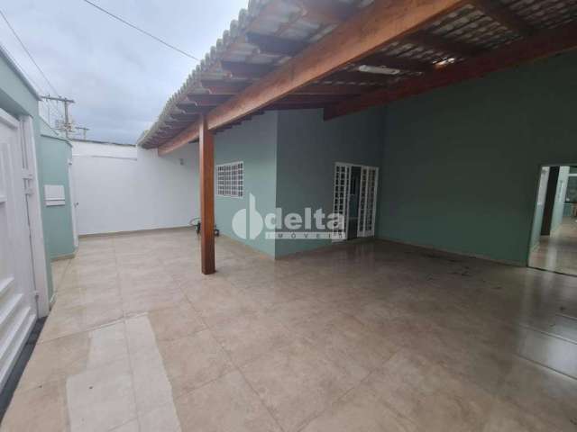 Casa residencial disponível para venda no bairro Vigilato Pereira em Uberlândia-MG