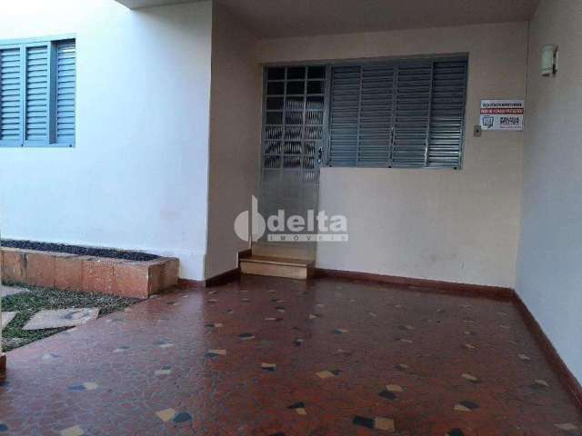 Casa Residencial disponível para venda no bairro Martins em Uberlândia-MG