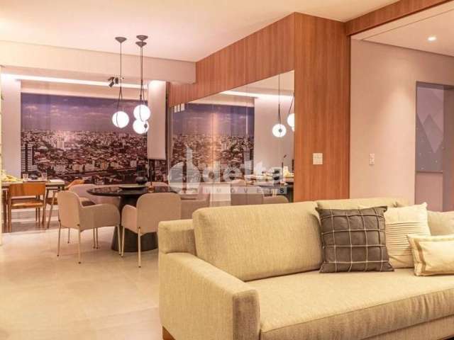 Apartamento disponível para venda no bairro Santa Mônica em Uberlândia-MG