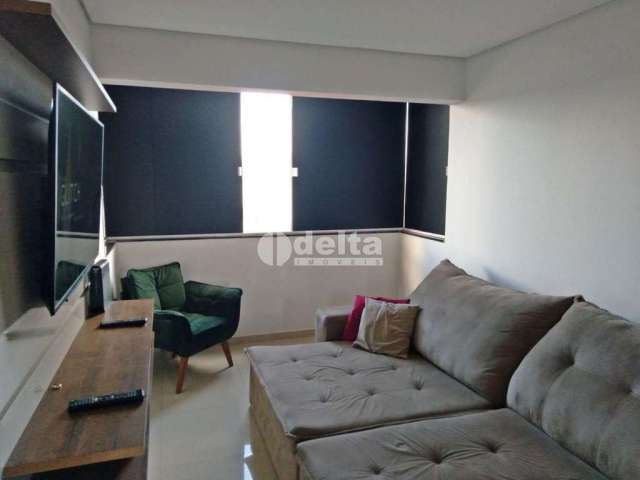 Apartamento disponível para venda no bairro Santa Mônica em Uberlândia-MG