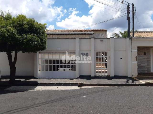 Casa disponível para venda no bairro Osvaldo Resende em Uberlândia-MG