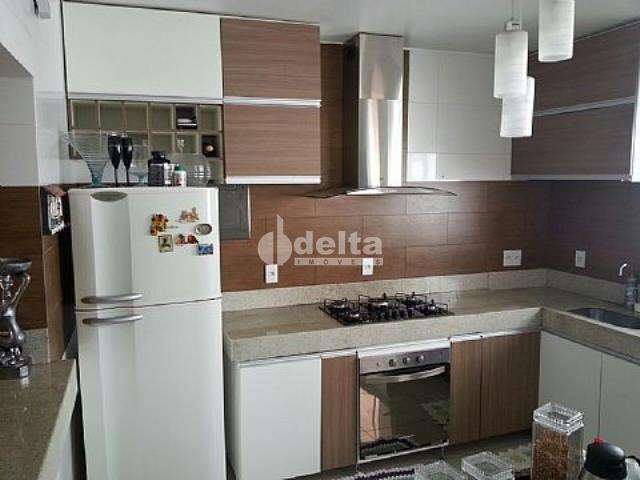 Apartamento disponível para venda no bairro Saraiva em Uberlândia-MG