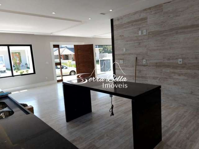 Casa com 3 dormitórios à venda, 350 m² por R$ 1.050.000,00 - Green Valley - Teresópolis/RJ