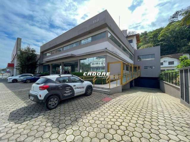 Excelente sala comercial com aproximadamente 533m² no bairro Ponta Aguda