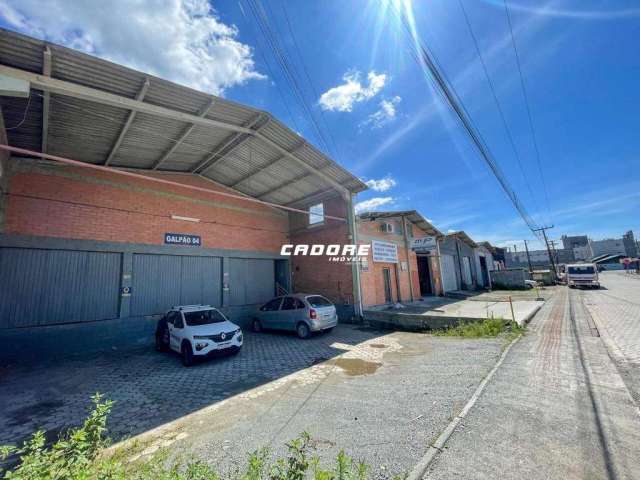 Galpão de aproximadamente 350m² no bairro Itoupavazinha