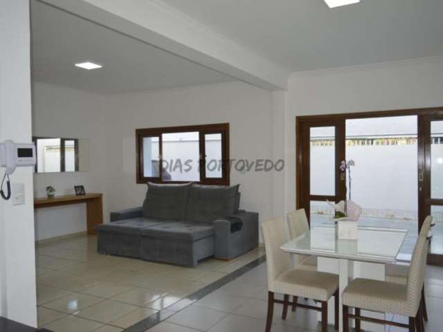 Casa com 4 quartos à venda na Vila Joaquim Inácio, Campinas , 202 m2 por R$ 660.000