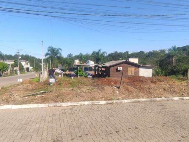 Terreno Esquina - Comercial ou Residencial.