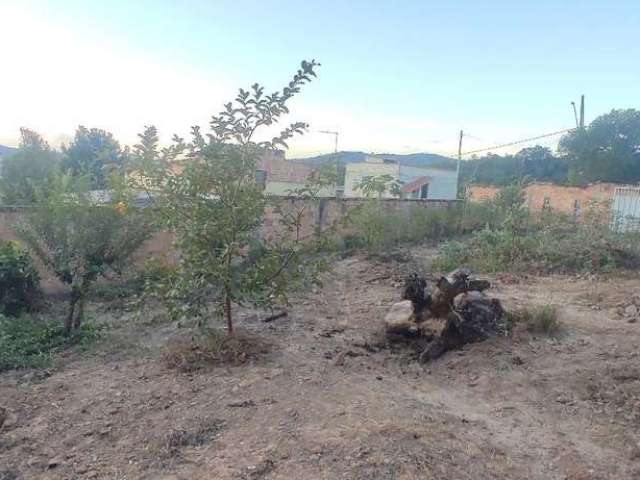 Terreno em condomínio fechado à venda na Rua Sebastião Costa Paz, Santinho, Ribeirão das Neves por R$ 150.000