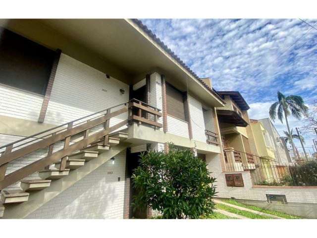 Casa para venda  no Bairro SAO JOAO em Porto Alegre