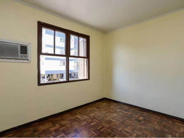 Apartamento para venda  no Bairro SANTO ANTONIO em Porto Alegre