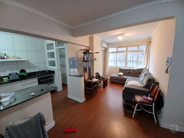 Lindo apartamento de 2 dormitórios no centro de florianópolis