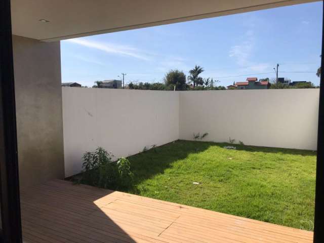 Linda casa residencial de 3 dormitórios no campeche