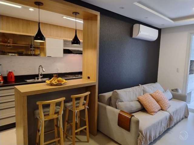 Lindo apartamento de 3 dormitórios no campeche