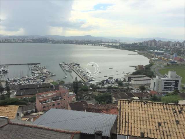 Linda casa residencial de 4 dormitórios no centro de florianópolis