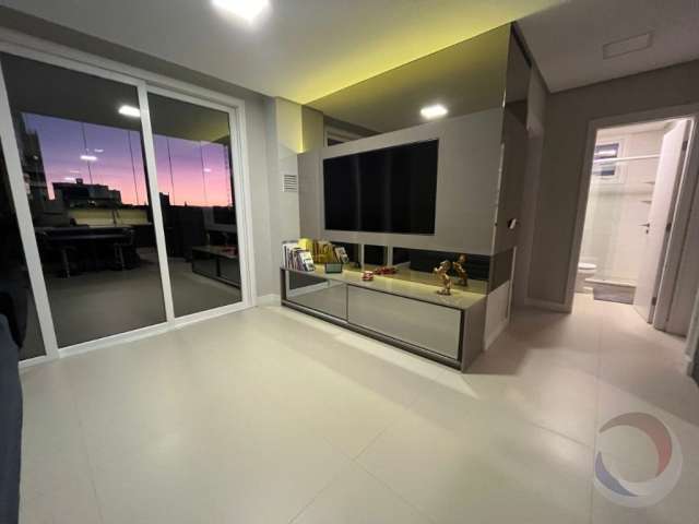 Lindo apartamento de 2 dormitórios no centro de florianópolis