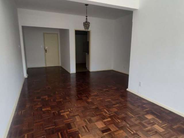 Excelente apartamento de 3 dormitórios no centro