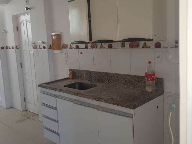 Apartamento  na barra  3/4 dependência  valor  500.000,00