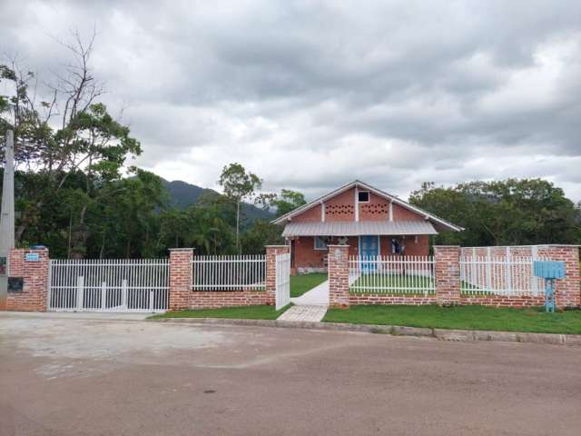 Vendo linda casa rustica!!!