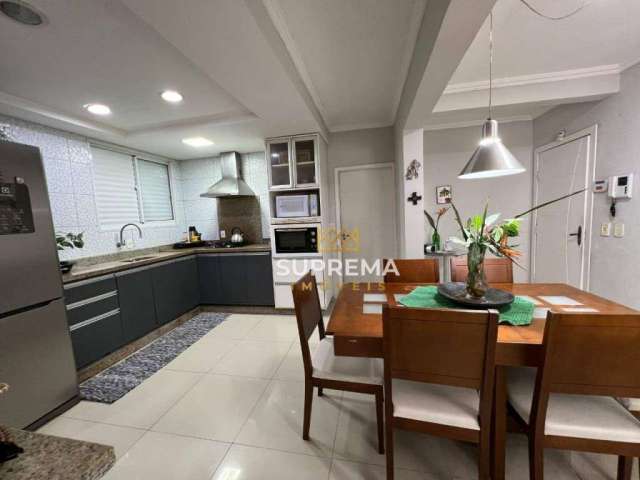 Casa com 3 dormitórios à venda, 271 m² por R$ 1.200.000,00 - América - Joinville/SC