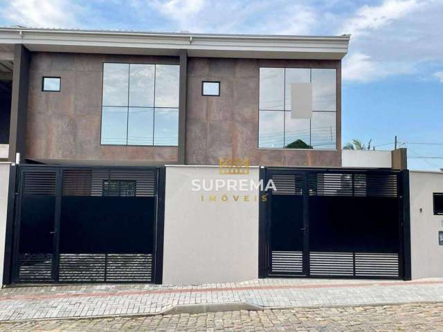 Sobrado com 3 dormitórios à venda, 131 m² por R$ 890.000,00 - Iririú - Joinville/SC