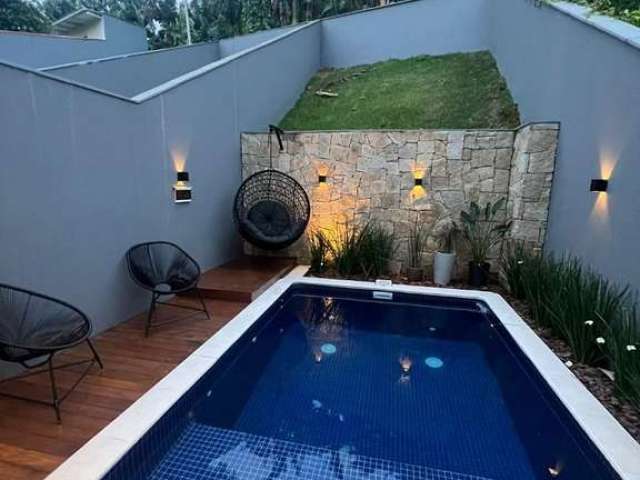 Sobrado com 3 dormitórios à venda, 164 m² por R$ 990.000,00 - Bom Retiro - Joinville/SC