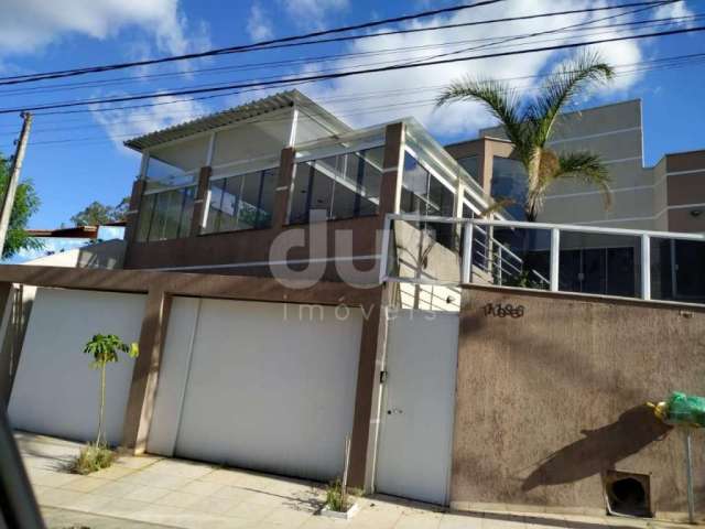 Casa com 4 quartos à venda na Rua Humberto Pescarini, 1196, Centro, Vinhedo, 300 m2 por R$ 1.380.000