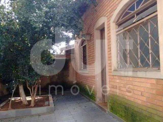 Casa com 3 quartos à venda na Rua Leobino Pereira da Silva, 165, Parque Jambeiro, Campinas, 208 m2 por R$ 477.000