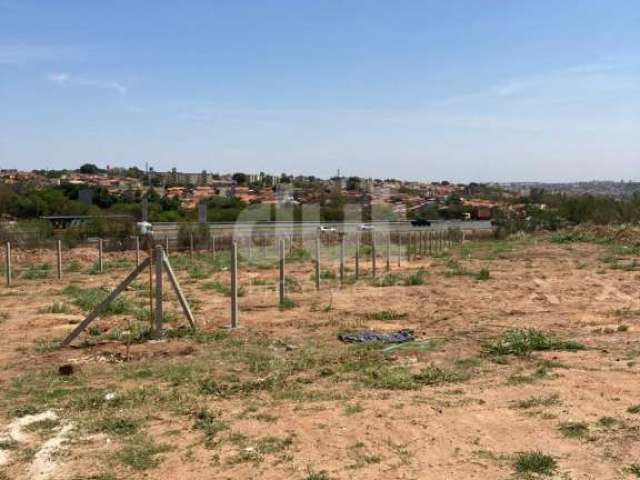 Terreno à venda na Rua Anna Maria Marques, 777, Jardim Maria Rosa, Campinas por R$ 240.000