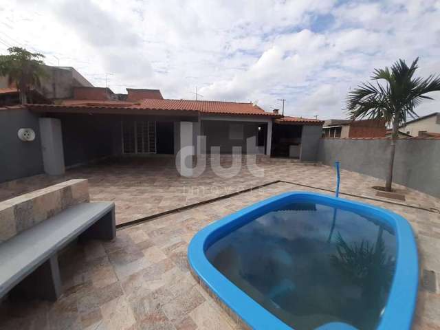 Casa com 3 quartos à venda na Rua Antonia Augusta Bubenick Barreto, 157, Parque Bom Retiro, Paulínia, 170 m2 por R$ 580.000