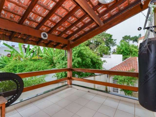 Casa no Jd Prudência 3 suítes 2 vagas 307m²