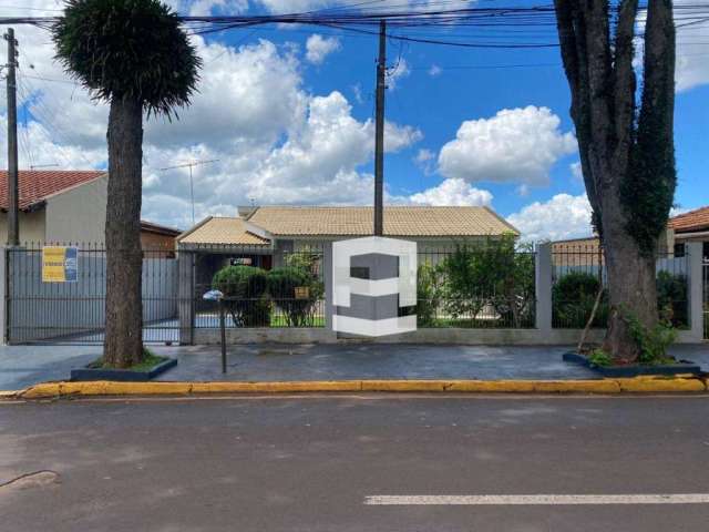 Casa com 3 dormitórios à venda, 100 m² por R$ 590.000,00 - Centro - Apucarana/PR