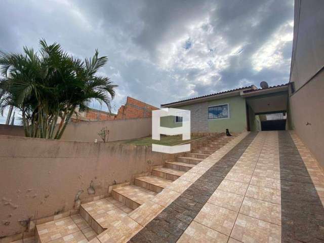 Casa com 3 dormitórios à venda, 135 m² por R$ 450.000,00 - Jardim Menegazzo - Apucarana/PR