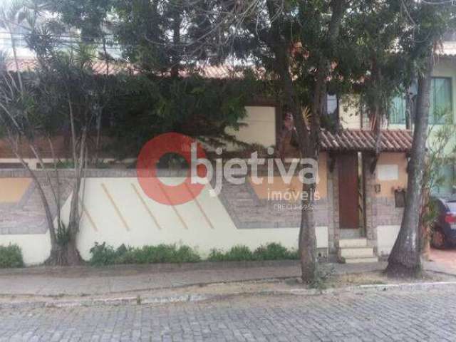 Casa com 3 dormitórios à venda, 416 m² por R$ 2.500.000,00 - Centro - Cabo Frio/RJ