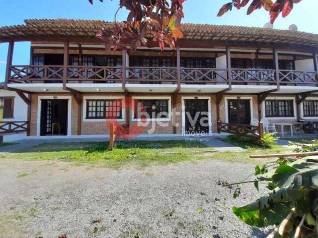 Casa com 3 dormitórios à venda, 105 m² por R$ 350.000,00 - Peró - Cabo Frio/RJ