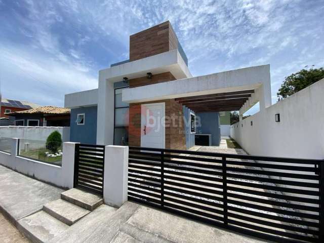 Casa linear, 3 quartos, mobiliada, Cond. dos Pássaros - Cabo Frio