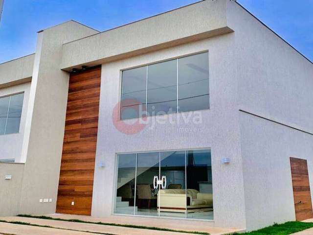 Excelente Casa Duplex de 2 quartos com suíte na Vila do Peró em Cabo Frio.