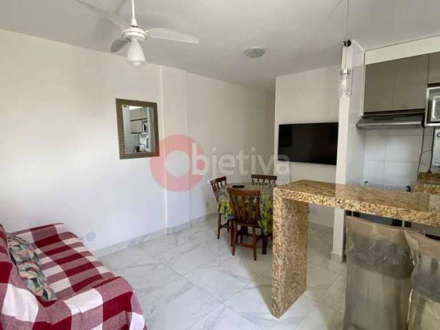 Apartamento térreo, 2 quartos, reformado, Braga - Cabo Frio - RJ