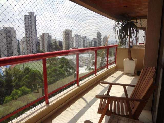 Apartamento com 3 quartos à venda na Rua Marcus Pereira, 228, Vila Suzana, São Paulo, 163 m2 por R$ 800.000