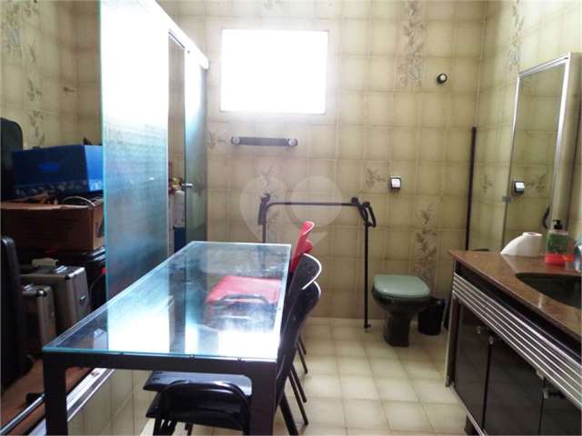 Casa com 4 quartos à venda na Rua Tavares Bastos, 793, Perdizes, São Paulo, 250 m2 por R$ 1.690.000