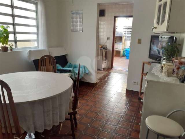 Casa com 3 quartos à venda na Rua Doutor Miranda de Azevedo, 1425, Vila Anglo Brasileira, São Paulo, 172 m2 por R$ 1.050.000