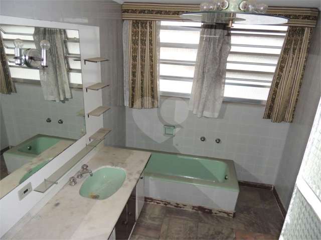 Apartamento com 3 quartos à venda na Rua Doutor Fausto Ferraz, 114, Bela Vista, São Paulo, 185 m2 por R$ 1.290.000