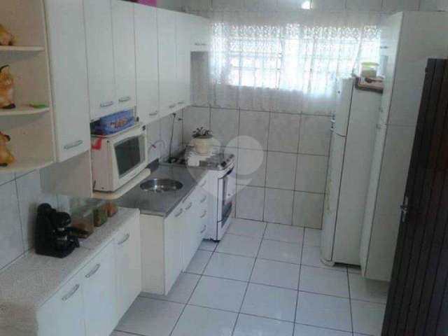 Casa com 4 quartos à venda na Rua Cajamar, 70, Vila Mazzei, São Paulo, 200 m2 por R$ 1.000.000