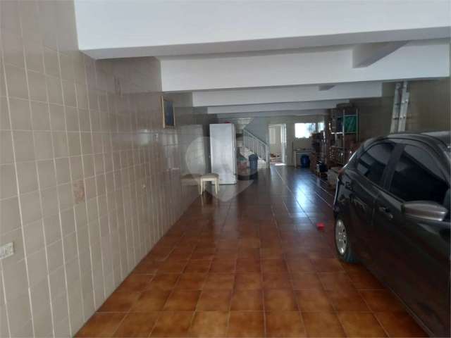 Casa com 3 quartos à venda na Rua General Isidoro Dias Lopes, 425, Vila Amália (Zona Norte), São Paulo, 271 m2 por R$ 890.000