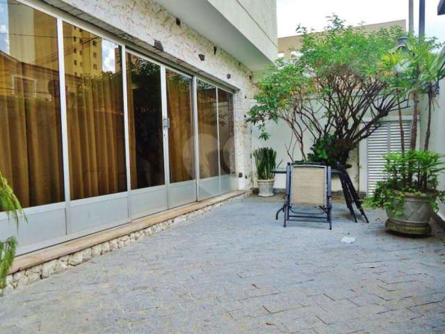 Casa com 3 quartos à venda na Rua Albina Barbosa, 315, Aclimação, São Paulo, 235 m2 por R$ 2.600.000